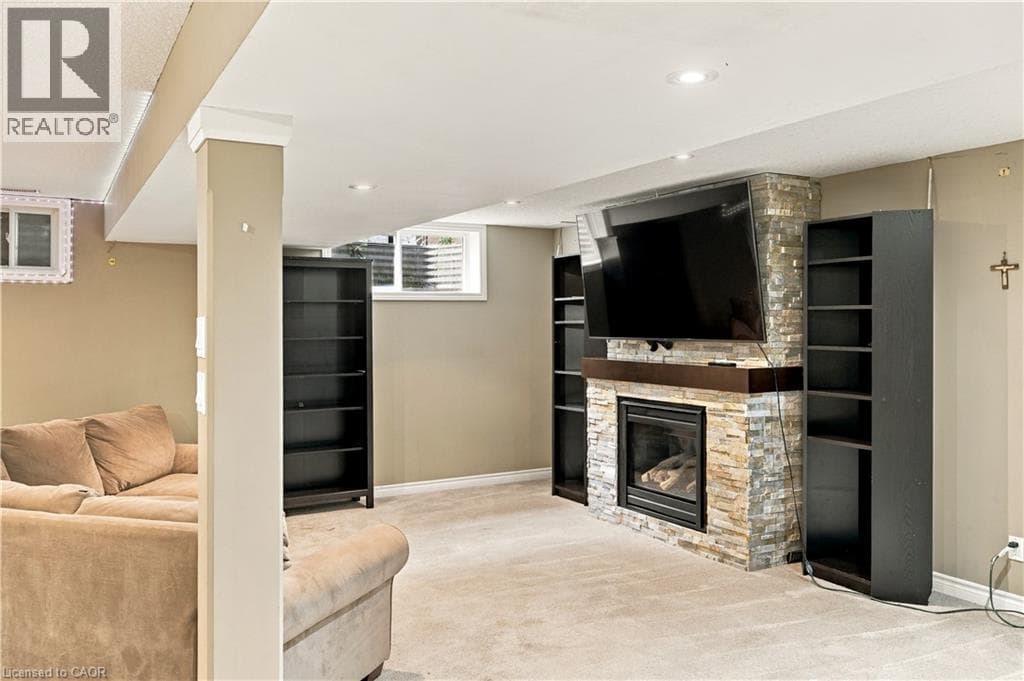 Detached for sale at 697 RHINE FALL Drive, Clair Hills, Waterloo, Ontario, photo 8