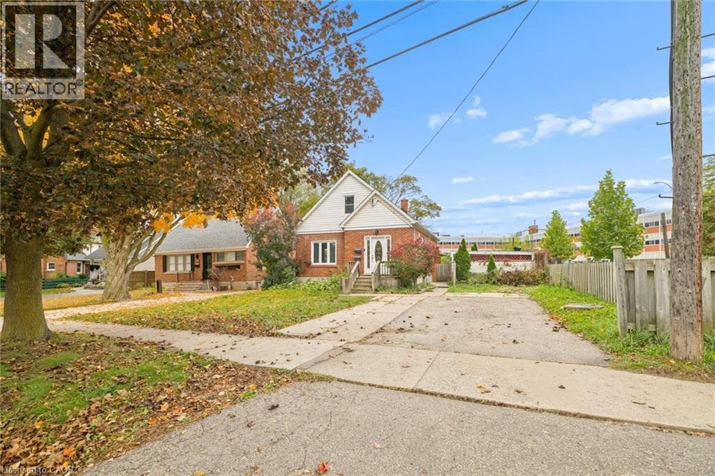 Multi-family for sale at 91 JACKSON Avenue, Eastwood, Kitchener, Ontario, photo 2