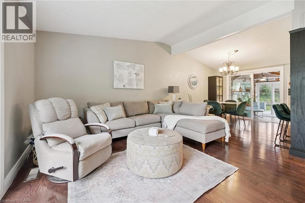 Detached for sale at 100 FOREST HILL Drive, Meinzinger Park-Lakeside, Kitchener, Ontario, photo 8
