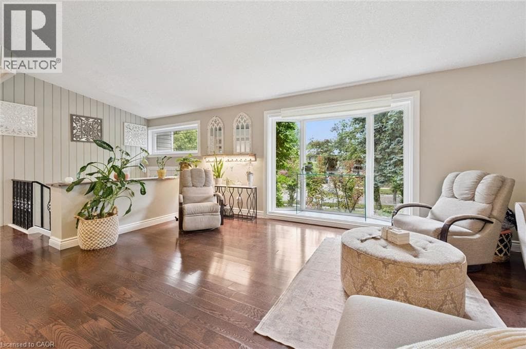 Detached for sale at 100 FOREST HILL Drive, Meinzinger Park-Lakeside, Kitchener, Ontario, photo 7