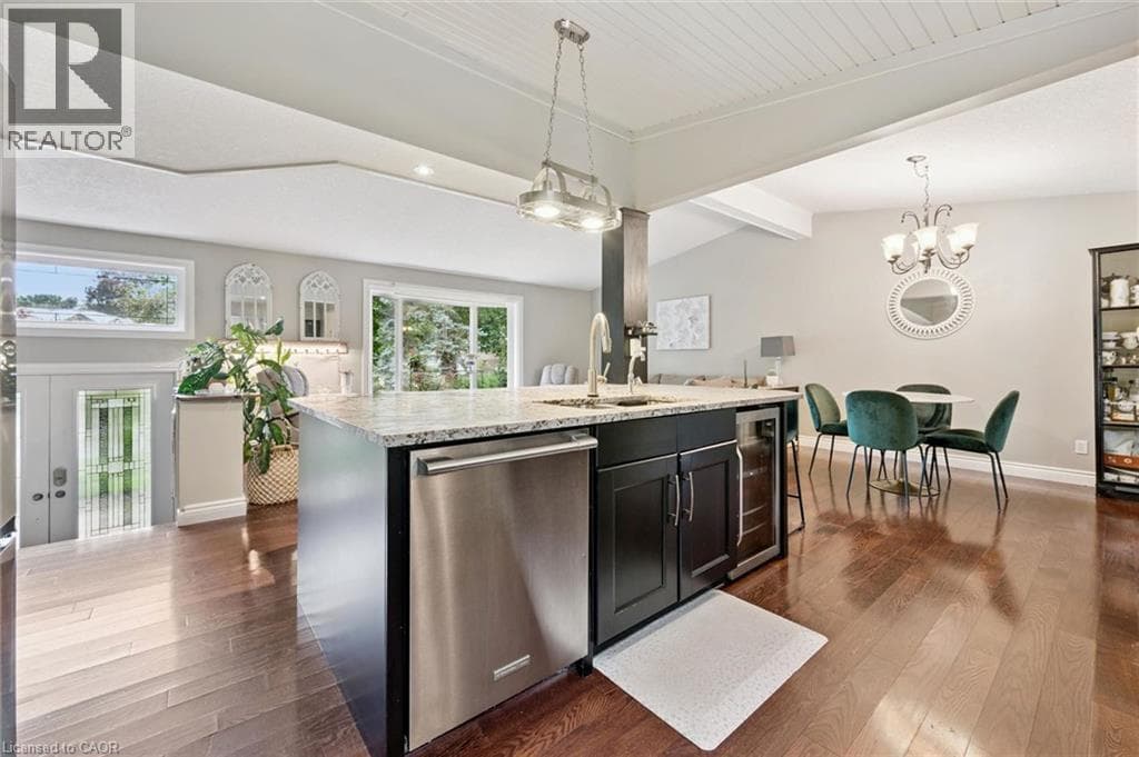 Detached for sale at 100 FOREST HILL Drive, Meinzinger Park-Lakeside, Kitchener, Ontario, photo 14