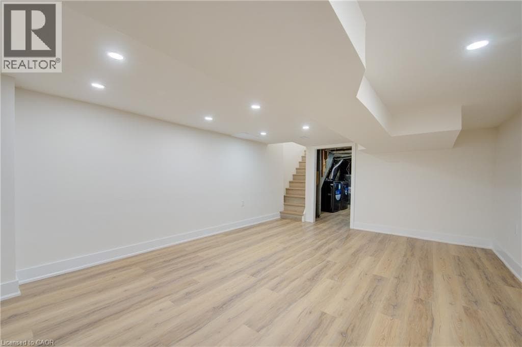 Semi-detached for sale at 26 RICHARDSON Street, St Andrews Hills, Cambridge, Ontario, photo 38