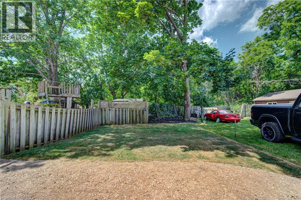 Semi-detached for sale at 26 RICHARDSON Street, St Andrews Hills, Cambridge, Ontario, photo 43