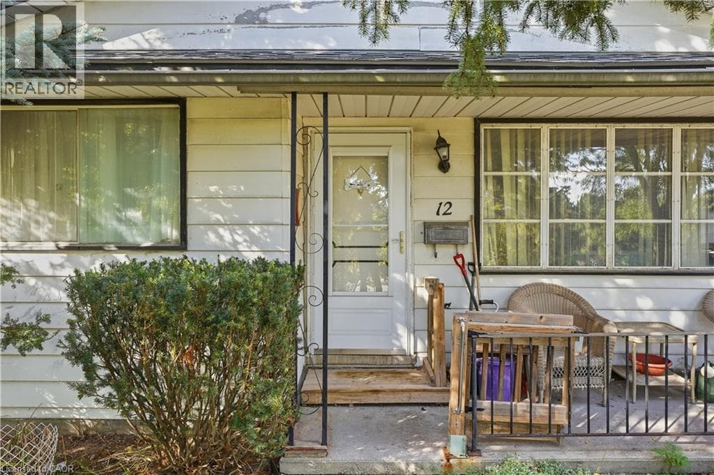 Detached for sale at 12 HILL Street, Mt. Hope Huron Park, Kitchener, Ontario, photo 6