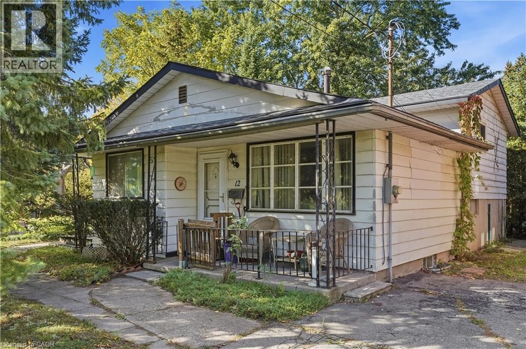 Detached for sale at 12 HILL Street, Mt. Hope Huron Park, Kitchener, Ontario, photo 5