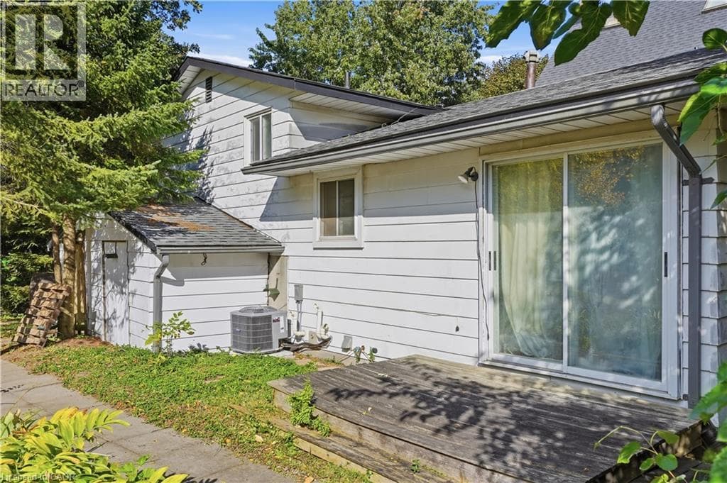 Detached for sale at 12 HILL Street, Mt. Hope Huron Park, Kitchener, Ontario, photo 9