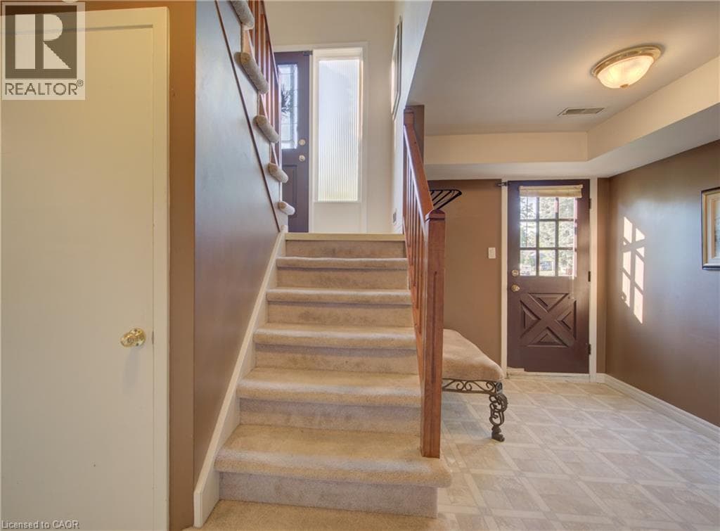 Detached for sale at 79 GAY Crescent, Stanley Park, Kitchener, Ontario, photo 12