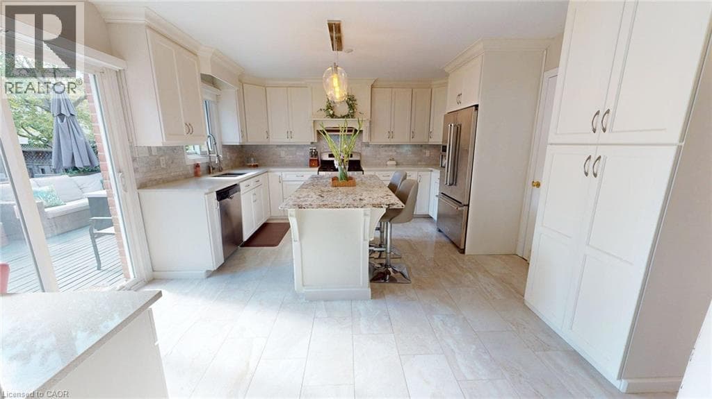 Detached for sale at 723 MUNICH Circle, Clair Hills, Waterloo, Ontario, photo 7