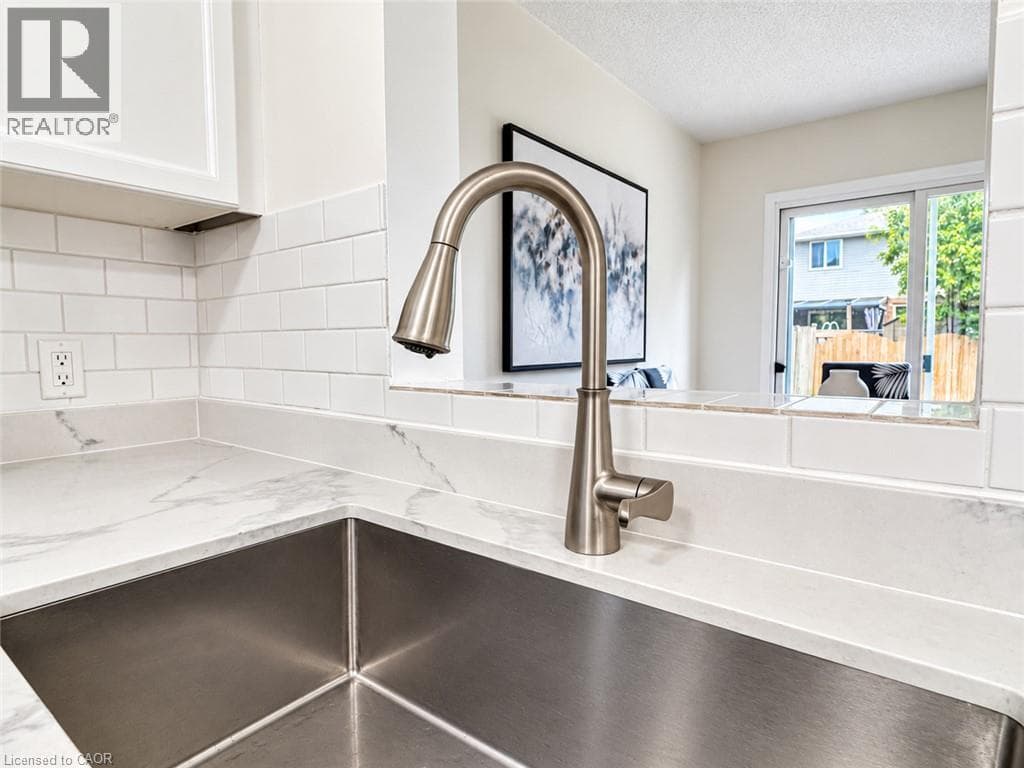 Detached for sale at 608 ROYAL FERN Street, Columbia Forest, Waterloo, Ontario, photo 8