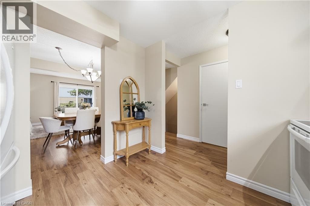Townhouse for sale at 255 NORTHLAKE Drive Unit# 28, Lakeshore North, Waterloo, Ontario, photo 6