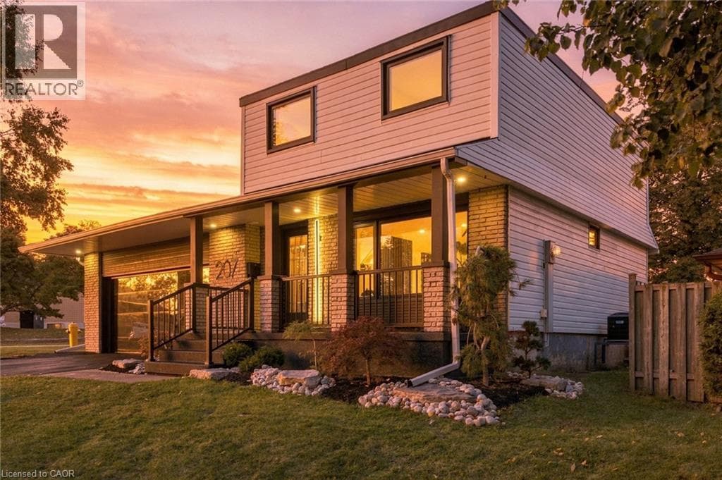 Detached for sale at 207 LINDEN Drive, Preston Heights, Cambridge, Ontario, photo 5