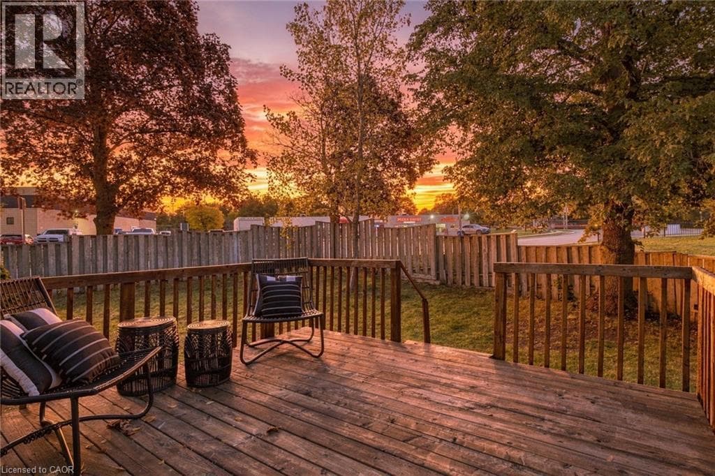 Detached for sale at 207 LINDEN Drive, Preston Heights, Cambridge, Ontario, photo 32
