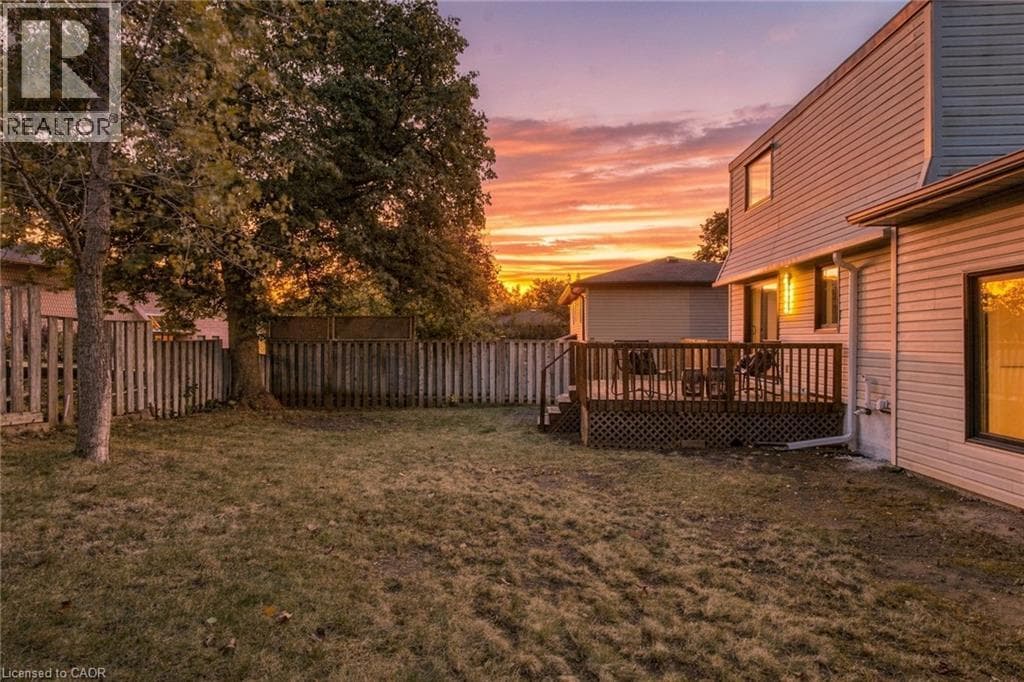Detached for sale at 207 LINDEN Drive, Preston Heights, Cambridge, Ontario, photo 35