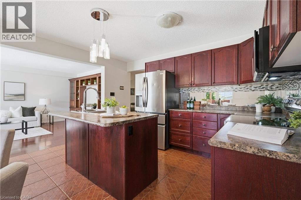 Detached for sale at 324 BEAUMONT Crescent, Grand River South, Kitchener, Ontario, photo 11