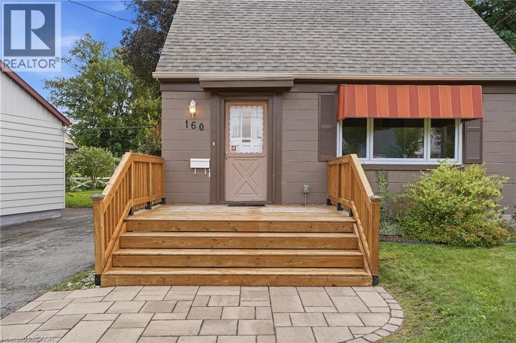 Detached for sale at 160 LORNE Crescent, Southdale, Kitchener, Ontario, photo 3