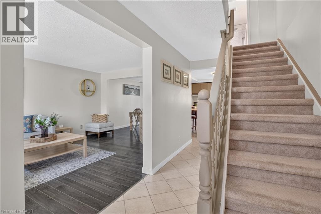 Detached for sale at 38 MEADOW WOODS Crescent, Forest Heights, Kitchener, Ontario, photo 15