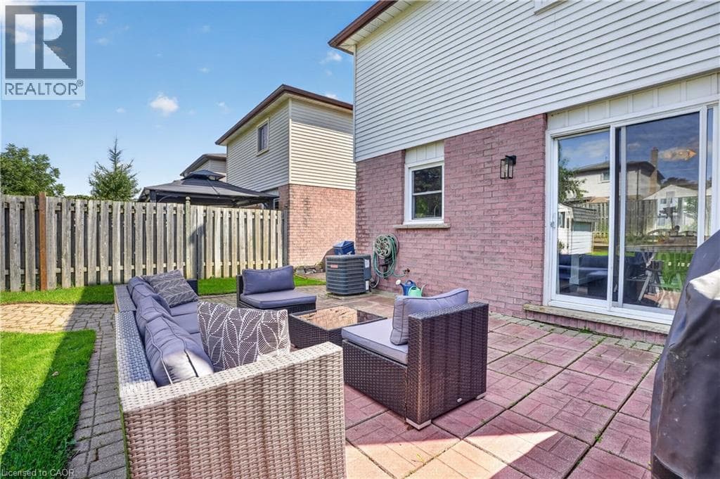 Detached for sale at 38 MEADOW WOODS Crescent, Forest Heights, Kitchener, Ontario, photo 13