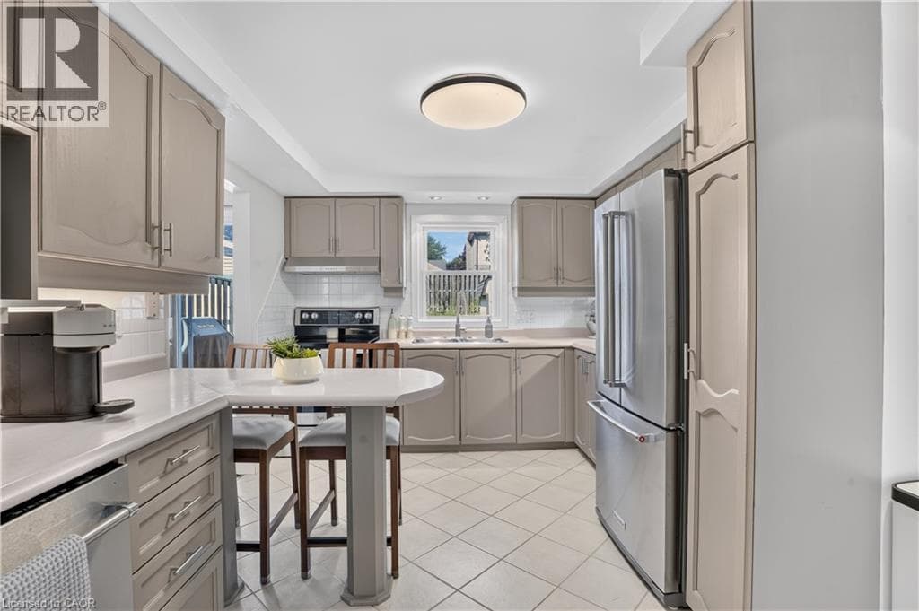 Detached for sale at 38 MEADOW WOODS Crescent, Forest Heights, Kitchener, Ontario, photo 22