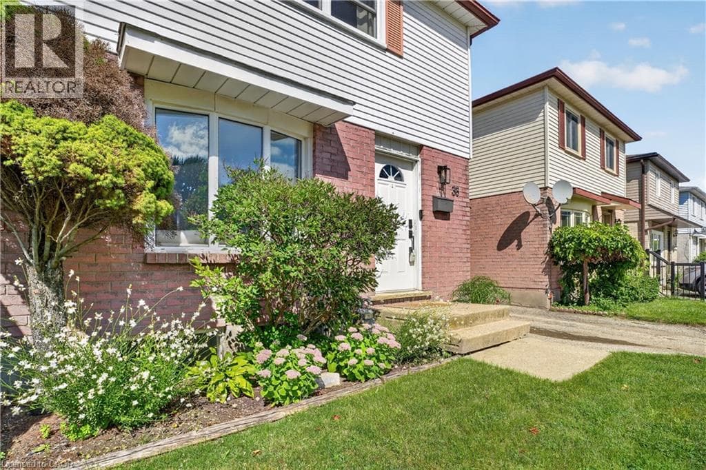 Detached for sale at 38 MEADOW WOODS Crescent, Forest Heights, Kitchener, Ontario, photo 3