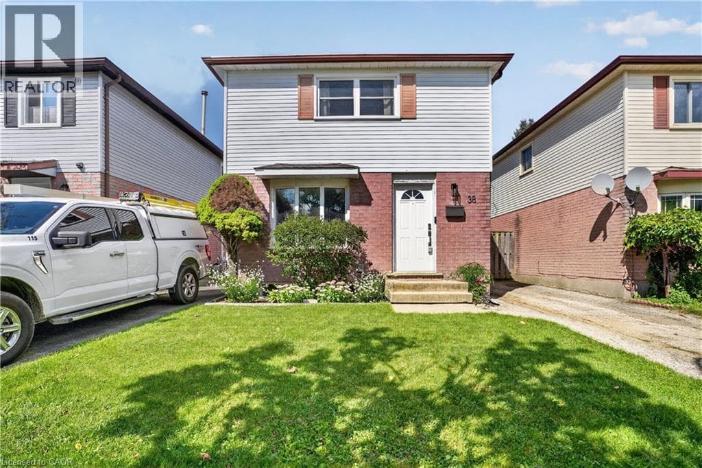 Detached for sale at 38 MEADOW WOODS Crescent, Forest Heights, Kitchener, Ontario, photo 2