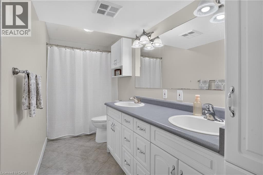 Detached for sale at 38 MEADOW WOODS Crescent, Forest Heights, Kitchener, Ontario, photo 46