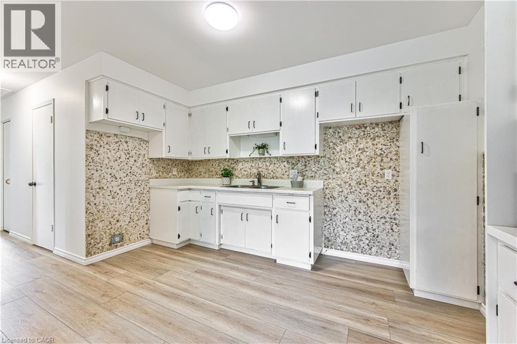 Semi-detached for sale at 21 VICMOUNT Drive, Victoria Hills, Kitchener, Ontario, photo 12