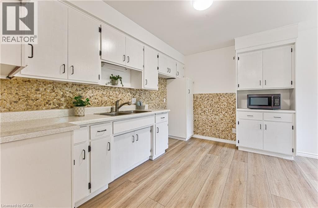 Semi-detached for sale at 21 VICMOUNT Drive, Victoria Hills, Kitchener, Ontario, photo 16