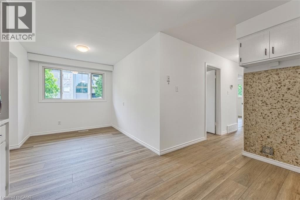 Semi-detached for sale at 21 VICMOUNT Drive, Victoria Hills, Kitchener, Ontario, photo 14