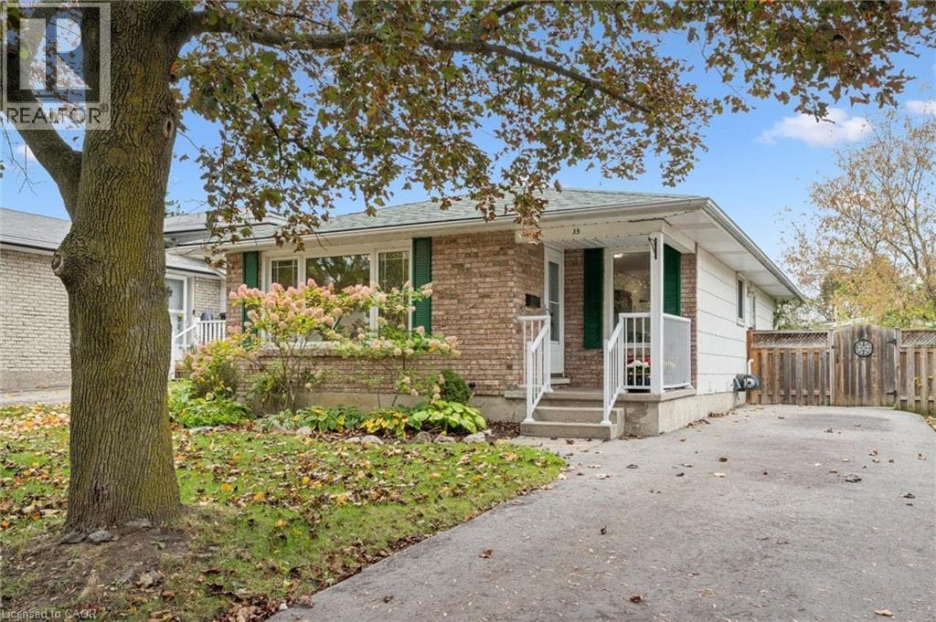 Detached for sale at 35 PEPPERWOOD Crescent, Chicopee, Kitchener, Ontario, photo 3