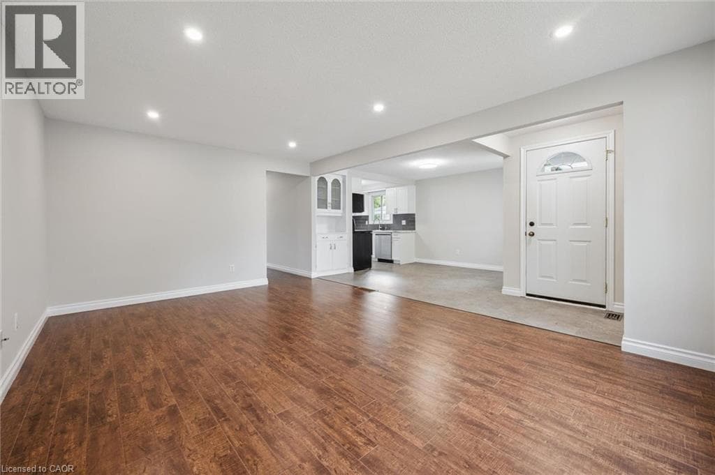 Detached for sale at 35 PEPPERWOOD Crescent, Chicopee, Kitchener, Ontario, photo 9