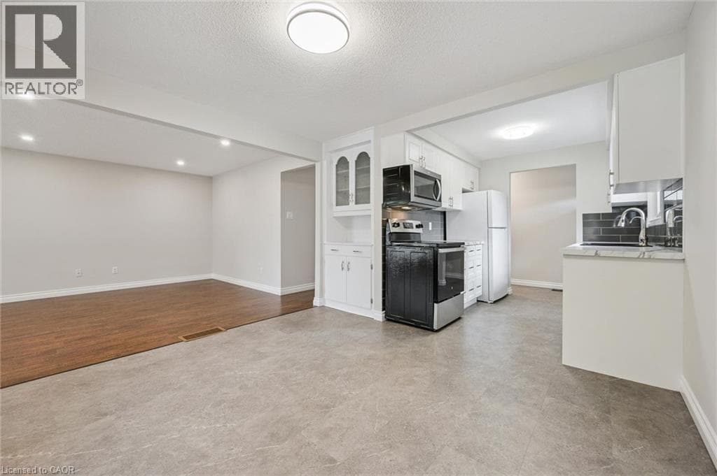 Detached for sale at 35 PEPPERWOOD Crescent, Chicopee, Kitchener, Ontario, photo 11