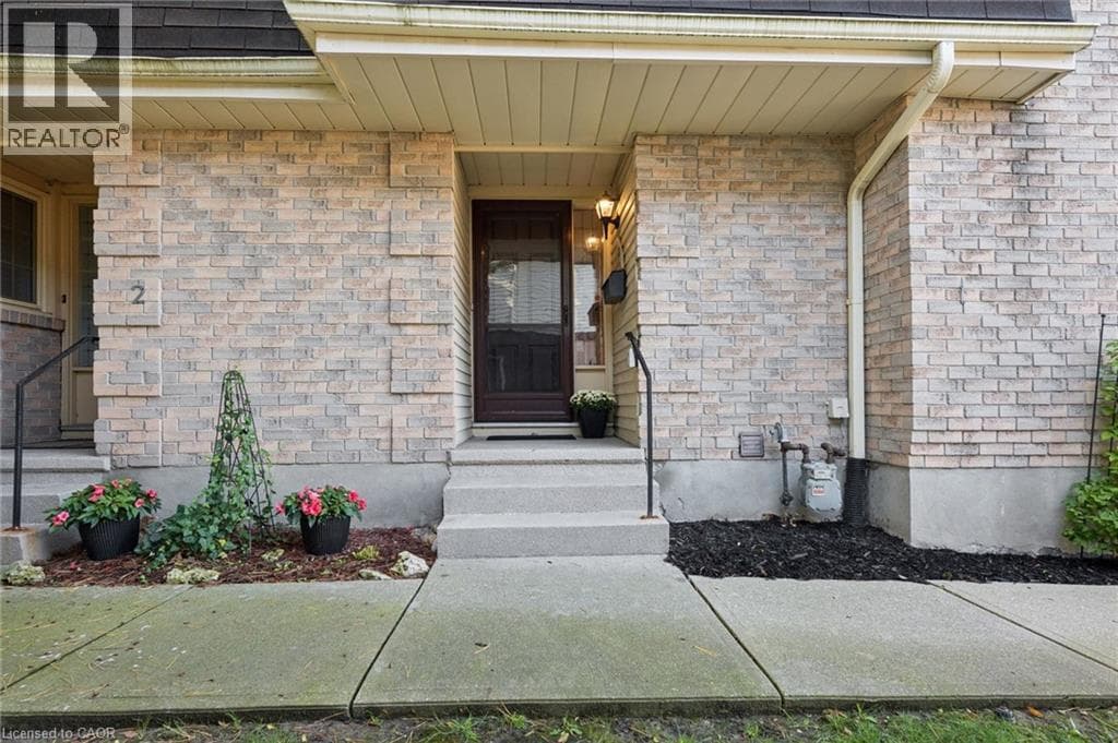 Townhouse for sale at 477 BEECHWOOD Drive Unit# 1, Rummelhardt, Waterloo, Ontario, photo 4