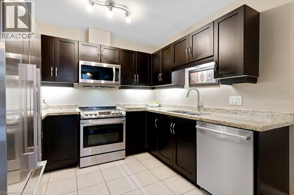 Apartment for sale at 165 DUKE Street E Unit# 105, Downtown Kitchener, Kitchener, Ontario, photo 3