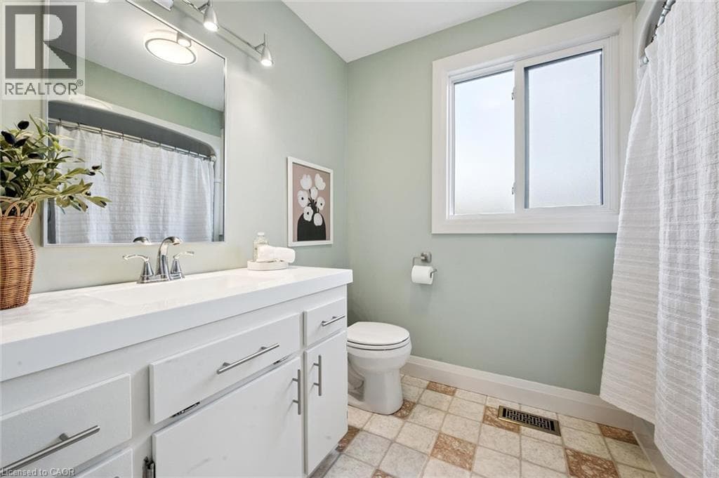 Detached for sale at 8 CHRISTIAN Street, Baden, Wilmot, Ontario, photo 21