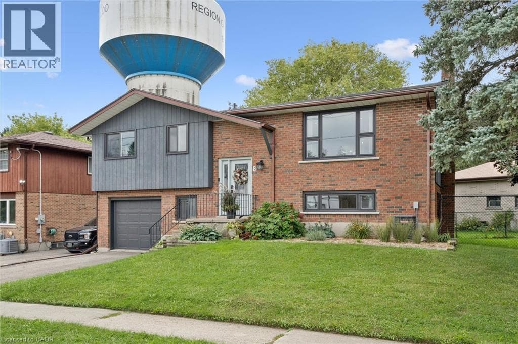 Detached for sale at 8 CHRISTIAN Street, Baden, Wilmot, Ontario, photo 4