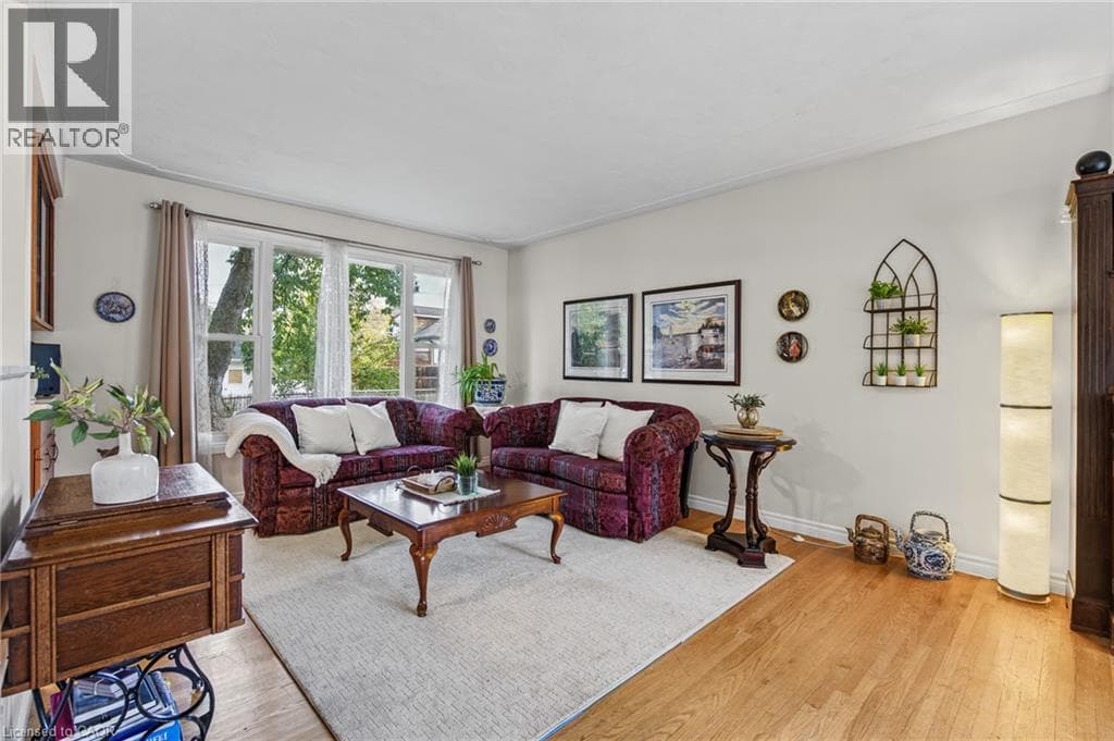 Detached for sale at 218 MONTROSE Street S, Central Park, Cambridge, Ontario, photo 5