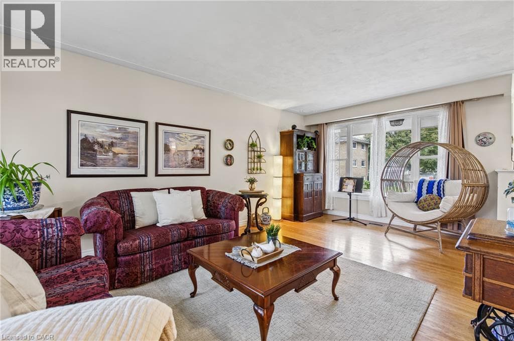 Detached for sale at 218 MONTROSE Street S, Central Park, Cambridge, Ontario, photo 7