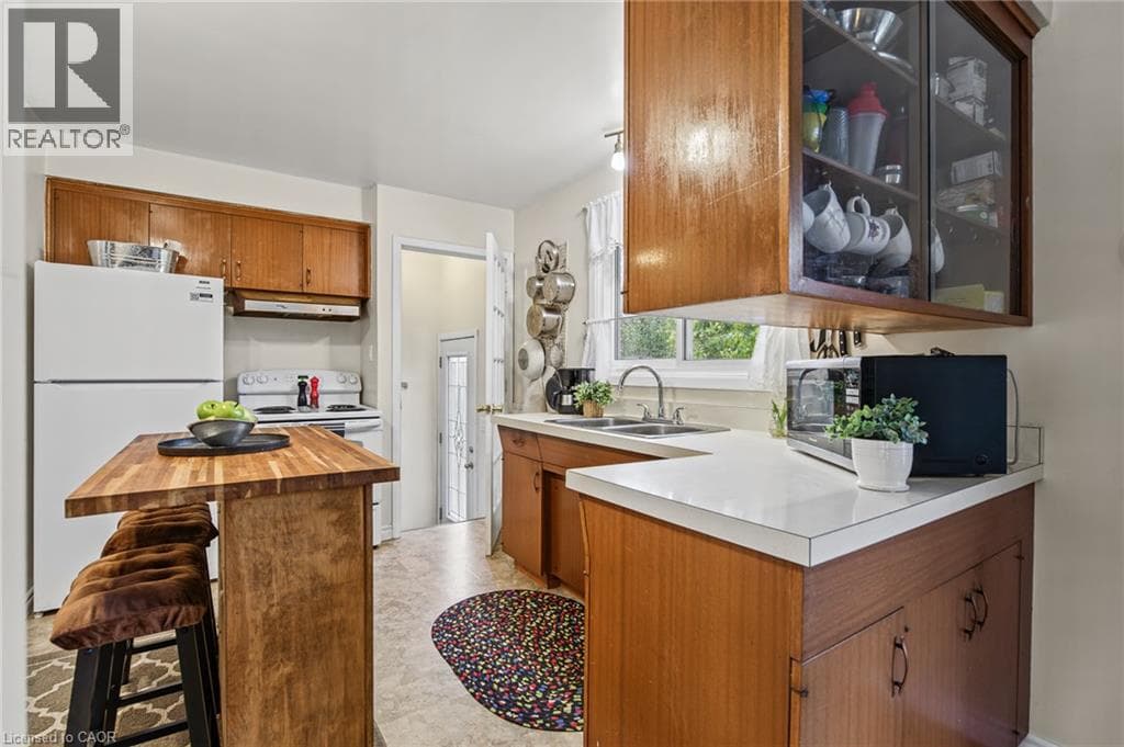 Detached for sale at 218 MONTROSE Street S, Central Park, Cambridge, Ontario, photo 10