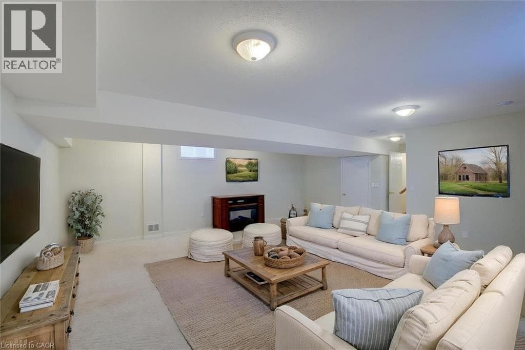Detached for sale at 11 KROEGER Crescent, Cooper, Cambridge, Ontario, photo 7