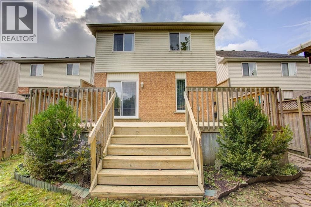 Detached for sale at 11 KROEGER Crescent, Cooper, Cambridge, Ontario, photo 6