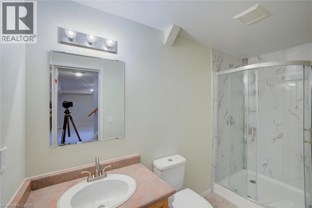 Detached for sale at 11 KROEGER Crescent, Cooper, Cambridge, Ontario, photo 8