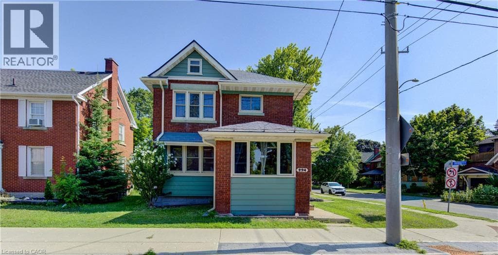 224 WEBER Street E