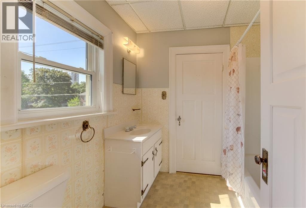 Detached for sale at 224 WEBER Street E, Auditorium, Kitchener, Ontario, photo 24