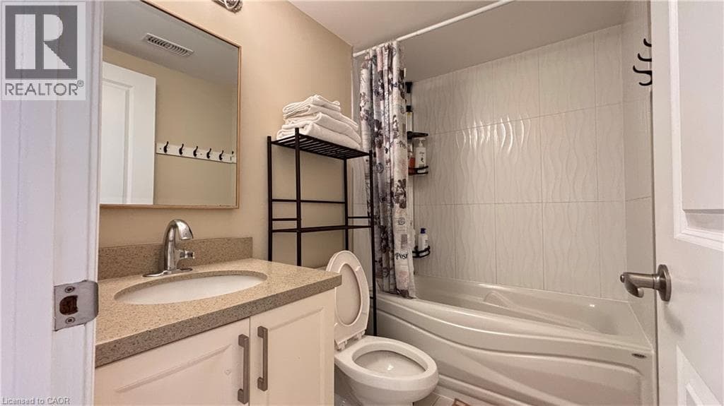 Townhouse for sale at 122 COURTLAND Avenue E Unit# 1, Mill Courtland Woodside Park, Kitchener, Ontario, photo 7