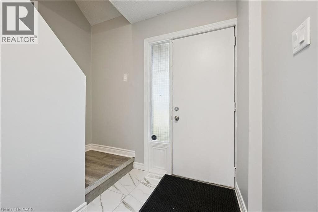 Townhouse for sale at 46 CEDARWOODS Crescent Unit# 20, Vanier, Kitchener, Ontario, photo 5