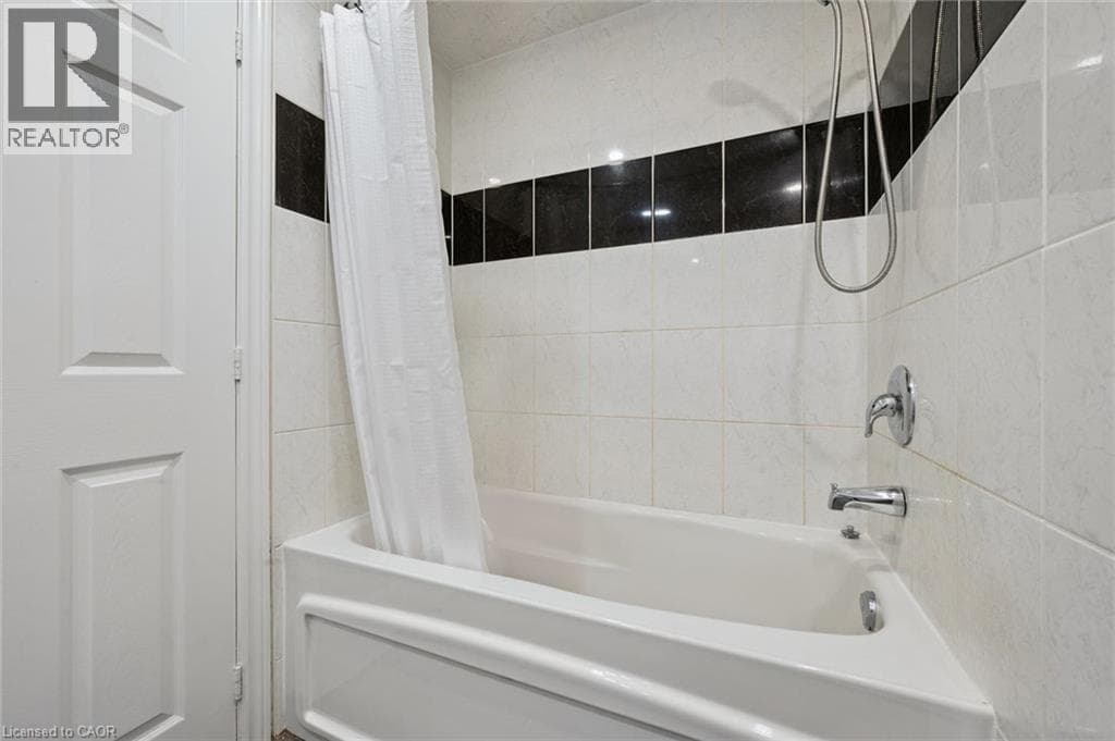 Townhouse for sale at 46 CEDARWOODS Crescent Unit# 20, Vanier, Kitchener, Ontario, photo 23