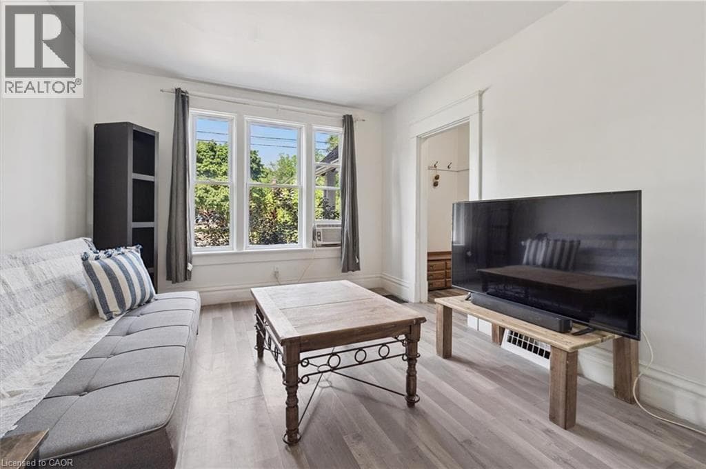 Detached for sale at 99 CEDAR Street, Southwood, Cambridge, Ontario, photo 8