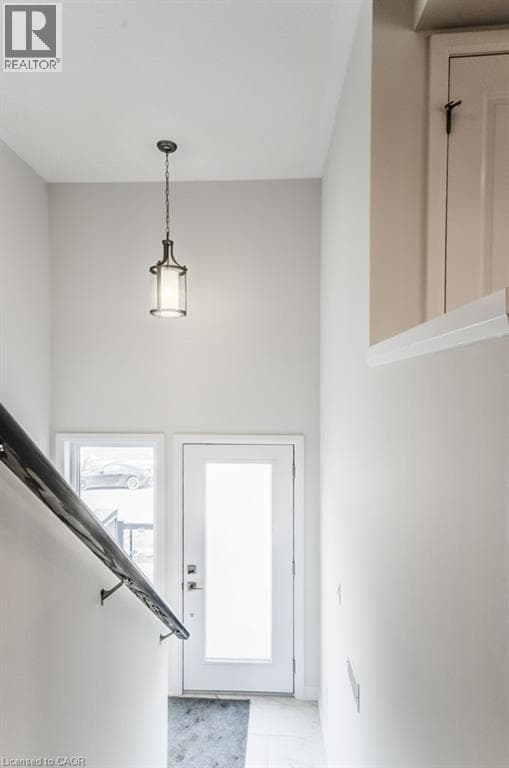 Townhouse for sale at 686 BENNINGER Drive, Laurentian West, Kitchener, Ontario, photo 6