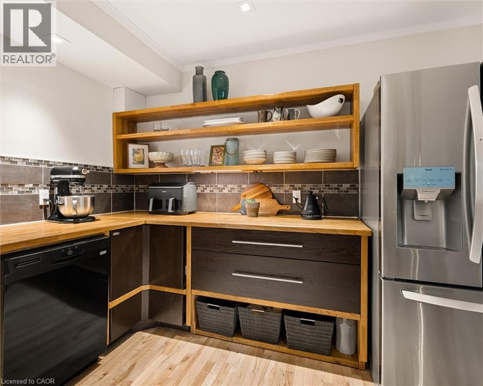 Detached for sale at 127 GAY Crescent, Stanley Park, Kitchener, Ontario, photo 17