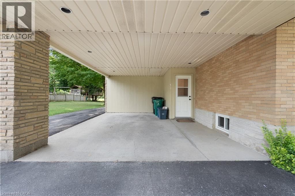 Detached for sale at 1645 KING Street N, St. Jacobs, Woolwich, Ontario, photo 3